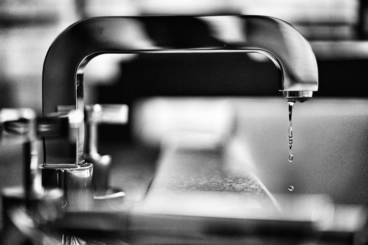 Homeowner Buying Guides: How to Choose Reliable HVAC, Plumbing, and Water Systems